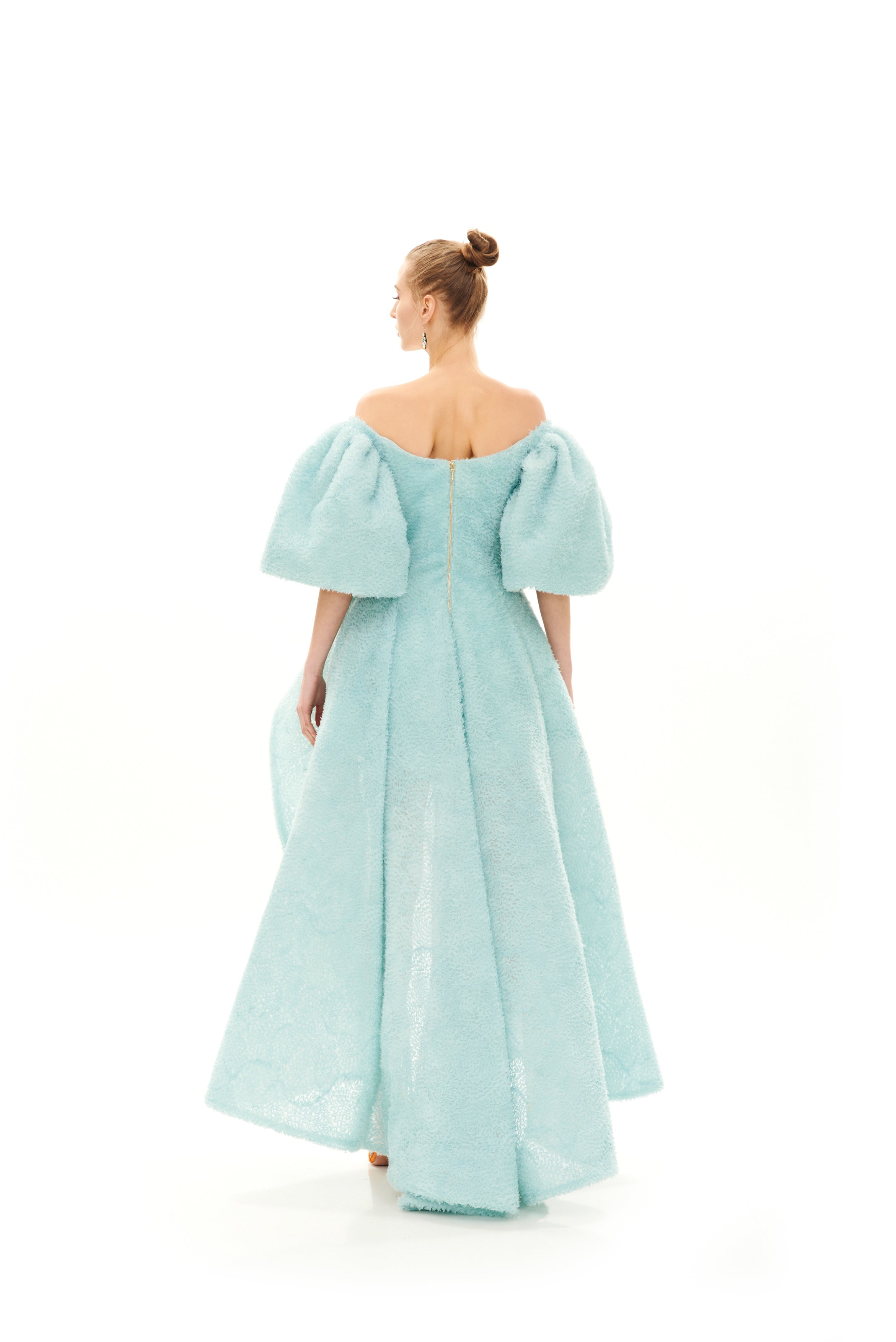 #color_powder blue flower jacquard - powder blue tulle