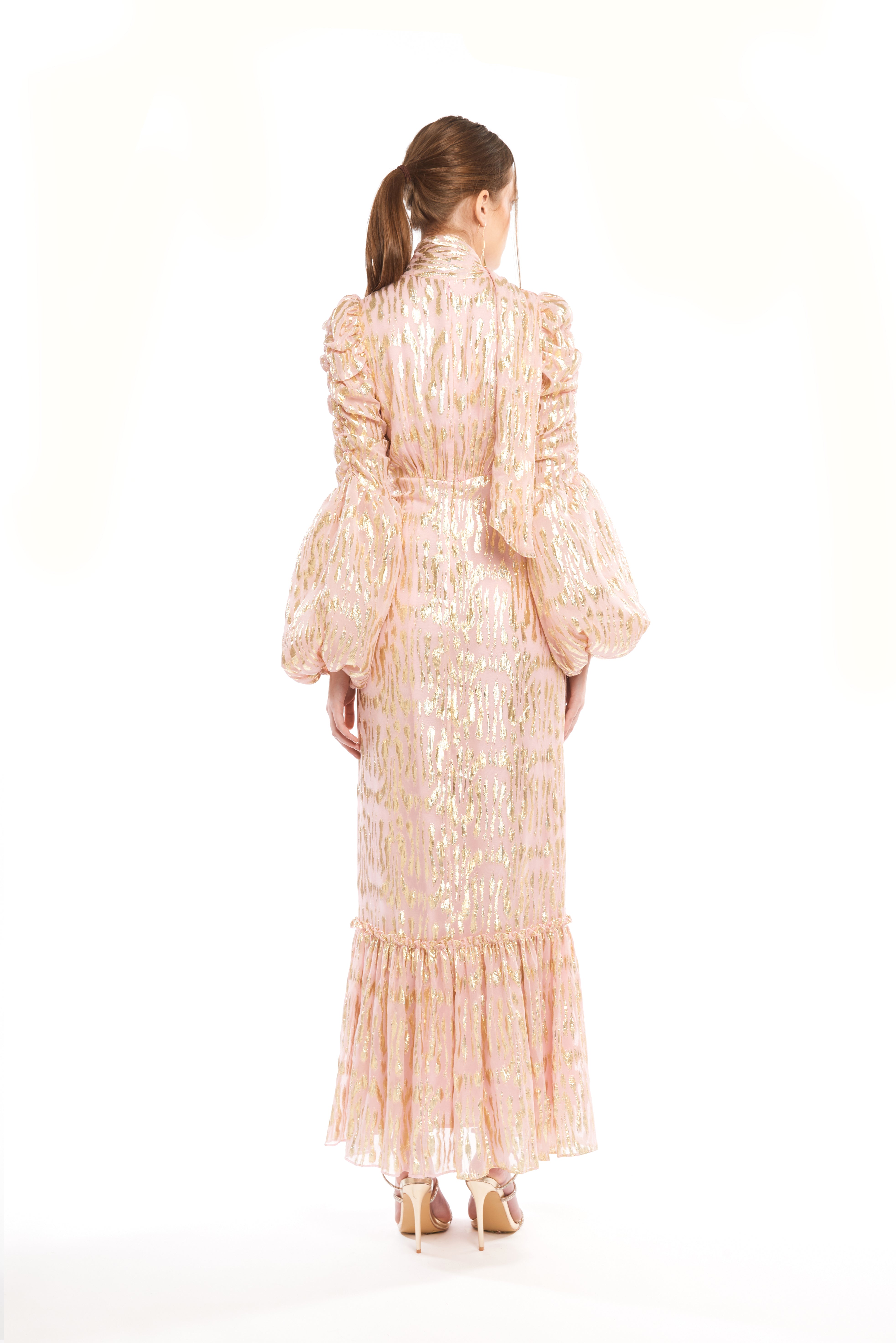 LONG CHEMISIER WITH PLEATED SLEEVES WITH BOW NECK