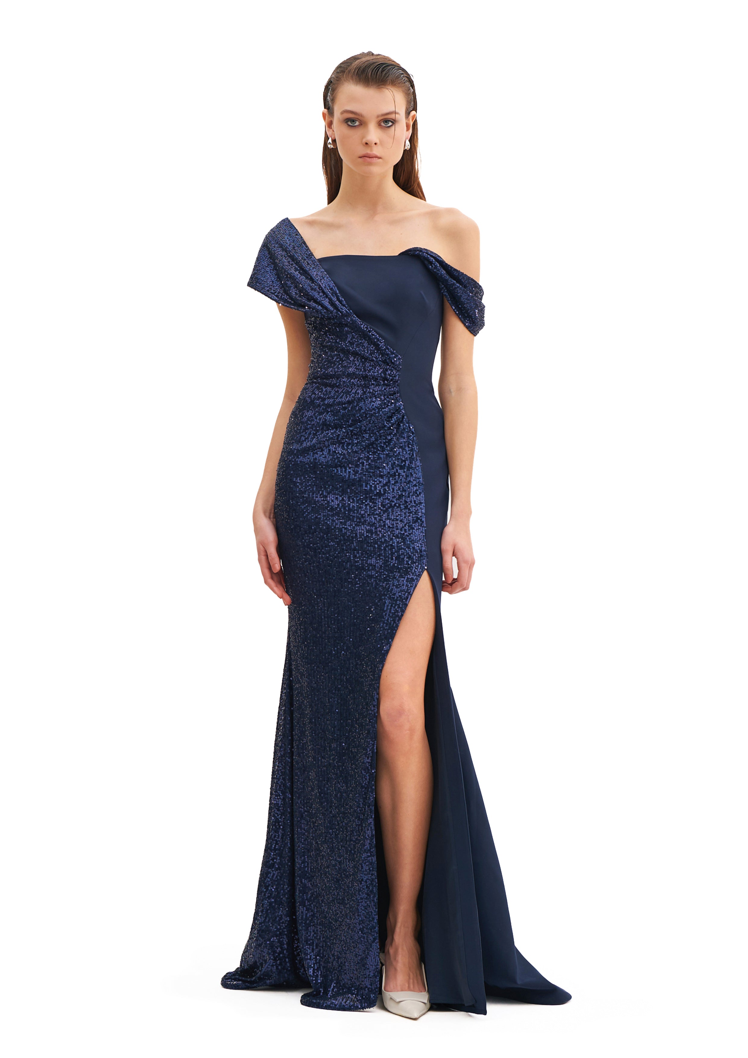 ASYMMETRIC DRAPED MAXI DRESS WITH SLIT