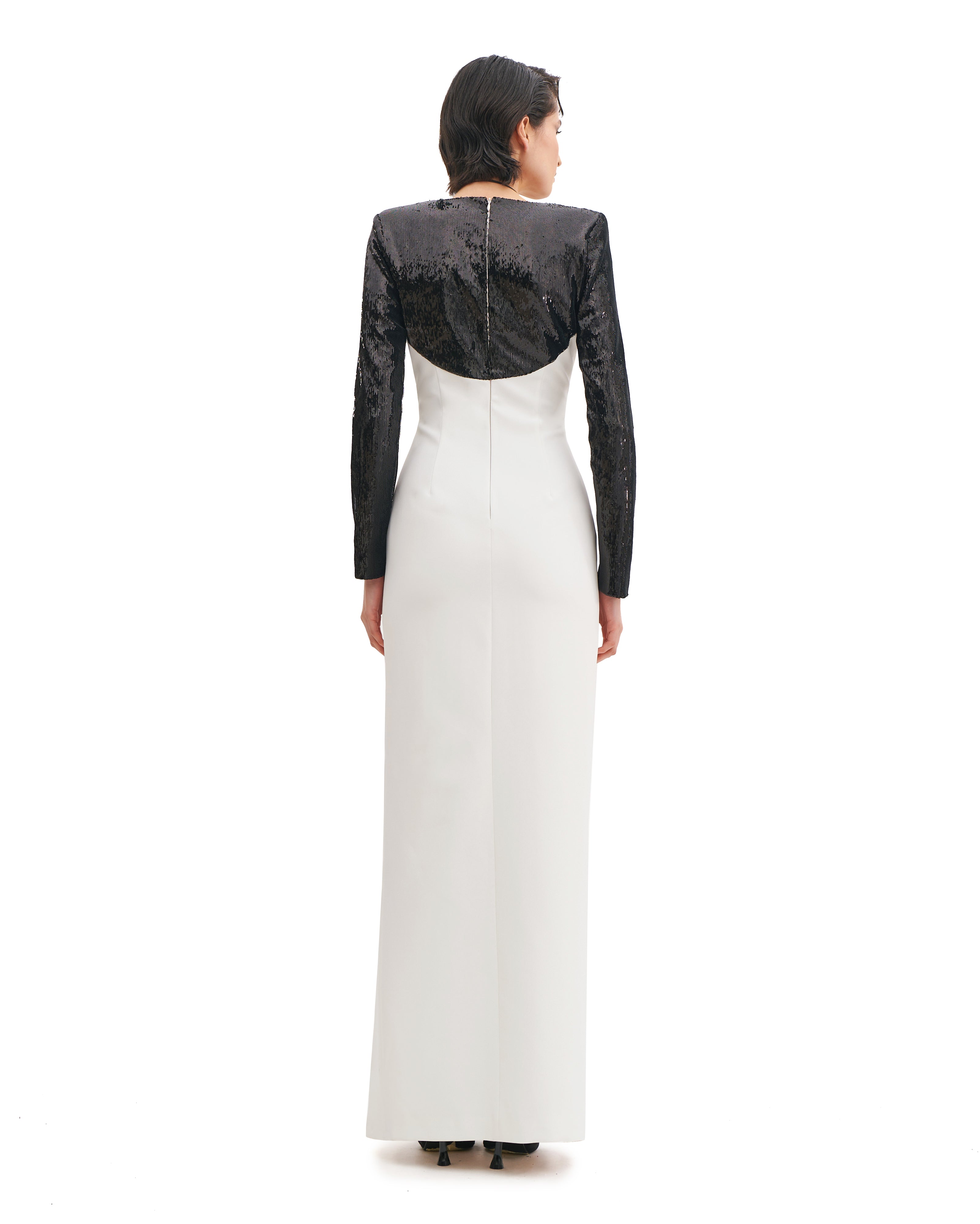 V-NECK MAXI DRESS WITH SLIT
