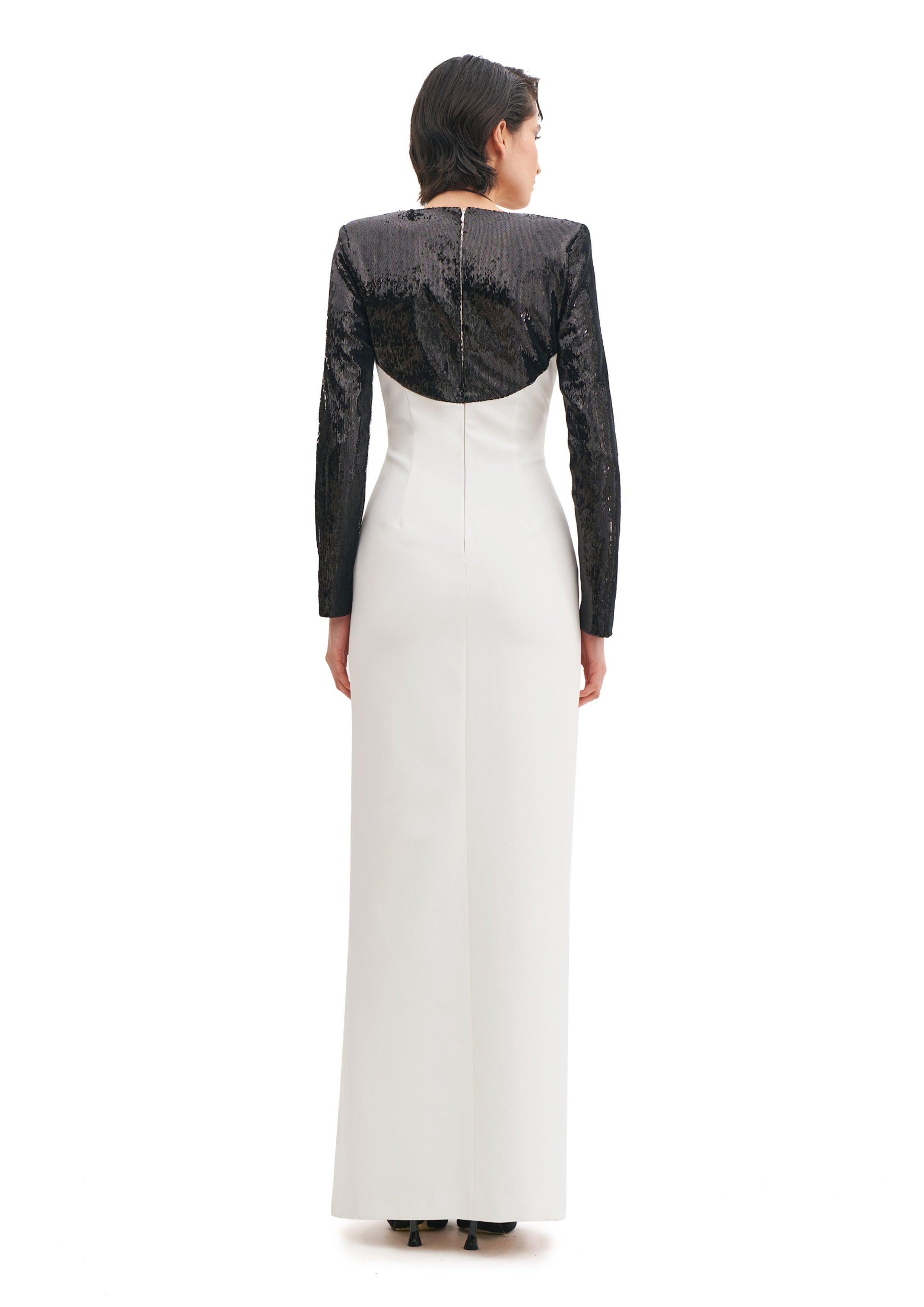 V-NECK MAXI DRESS WITH SLIT