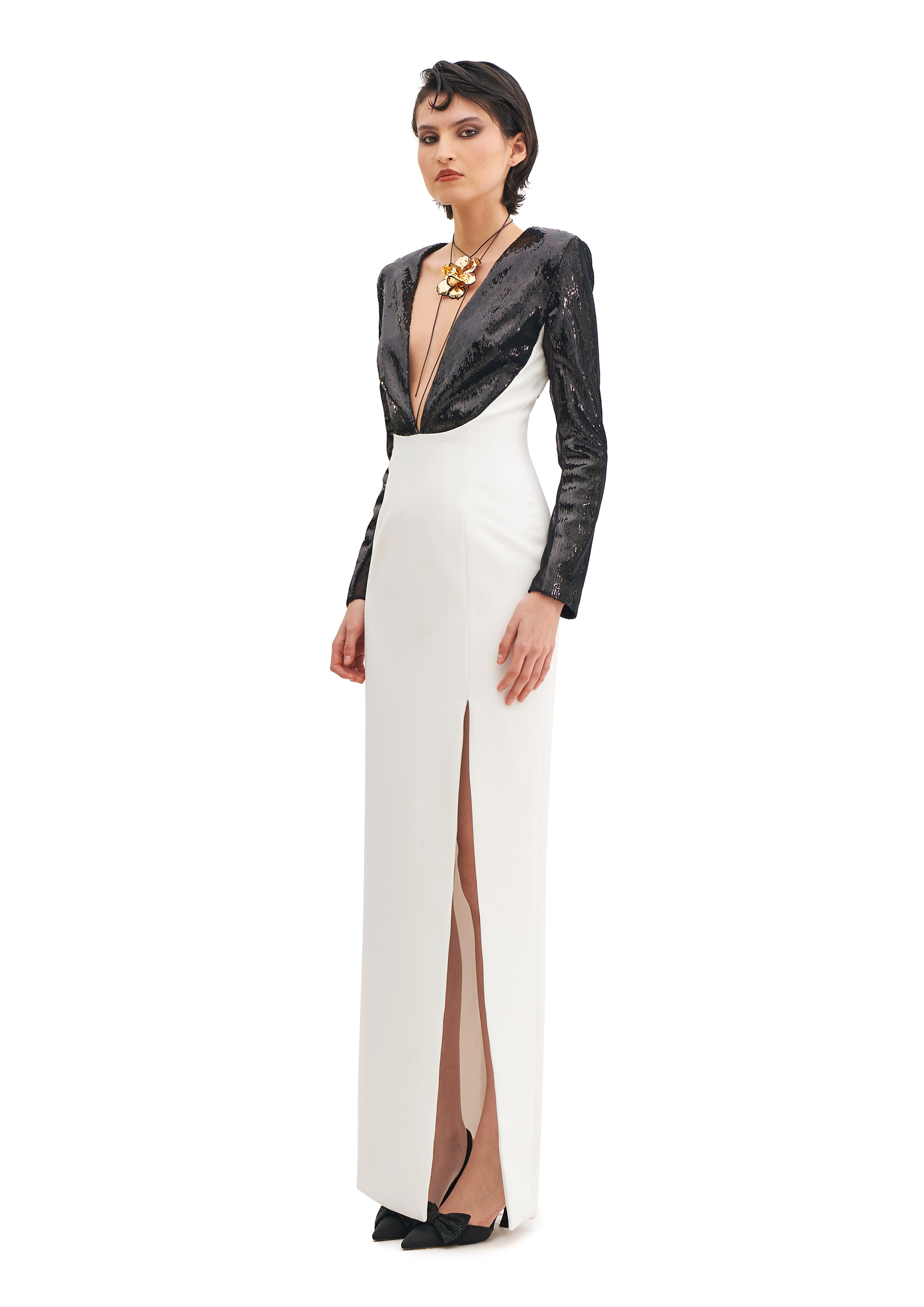 V-NECK MAXI DRESS WITH SLIT