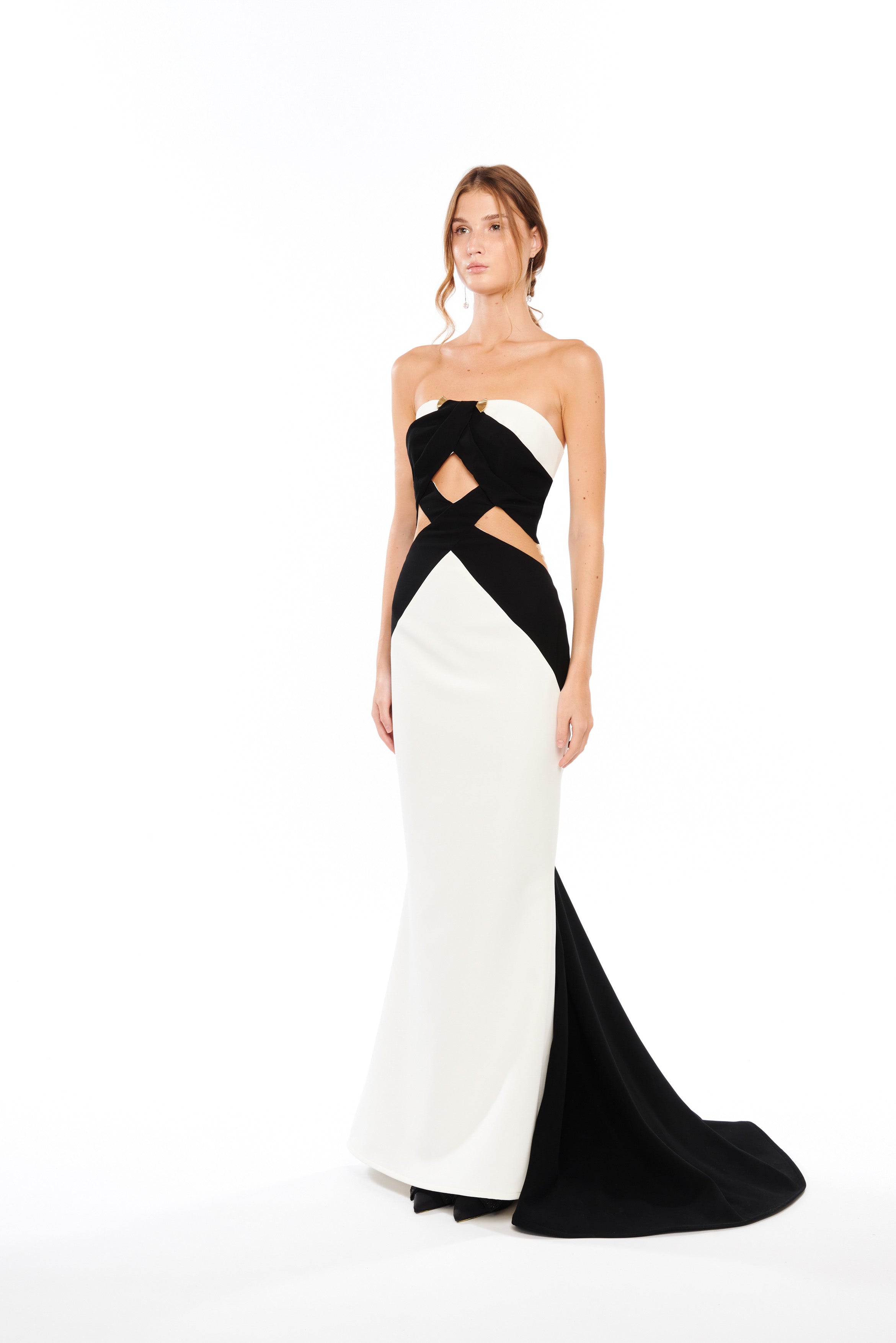 CRISS/CROSS CUTS MAXI DRESS