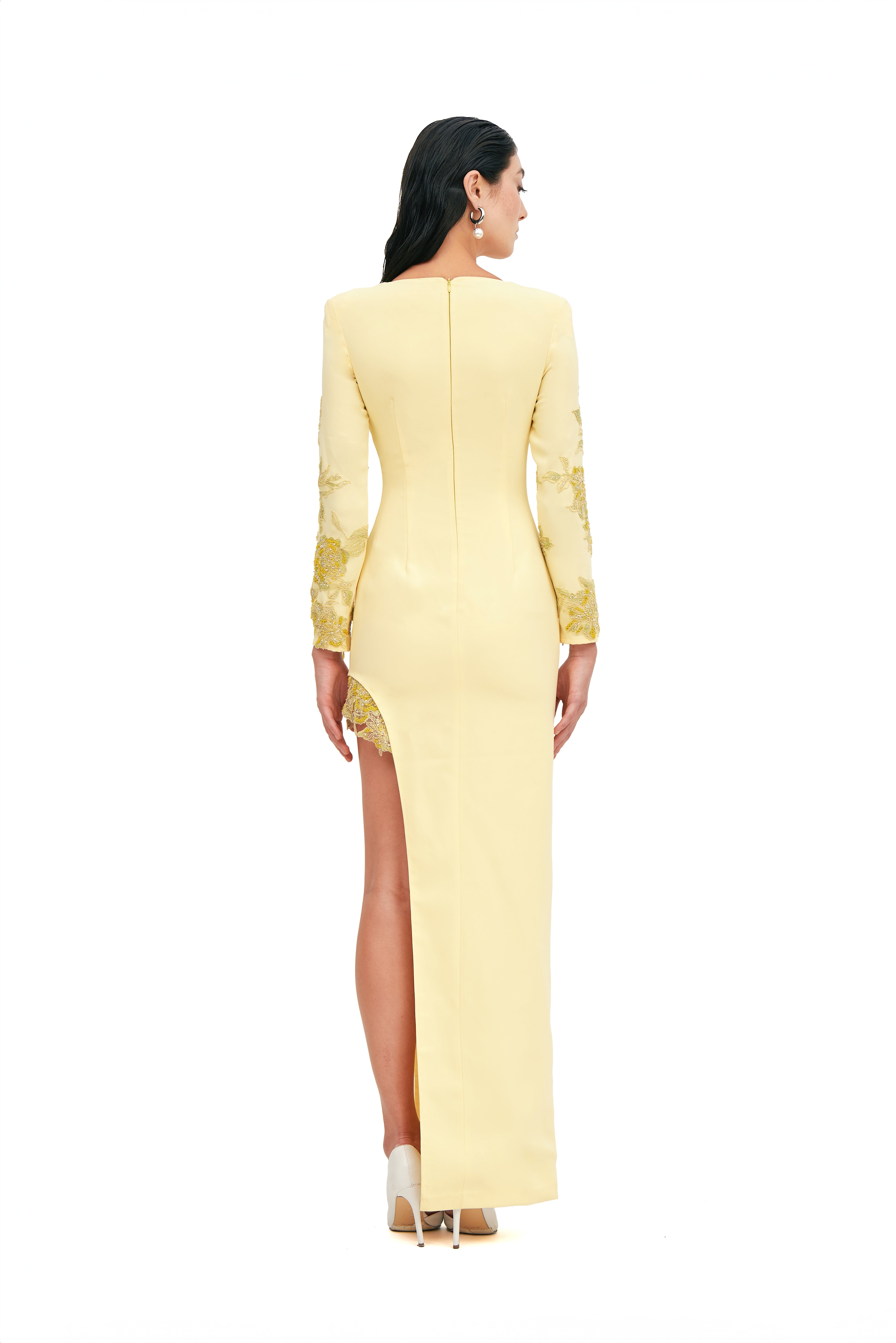 STATEMENT SHOULDER LONG SLEEVE GOWN