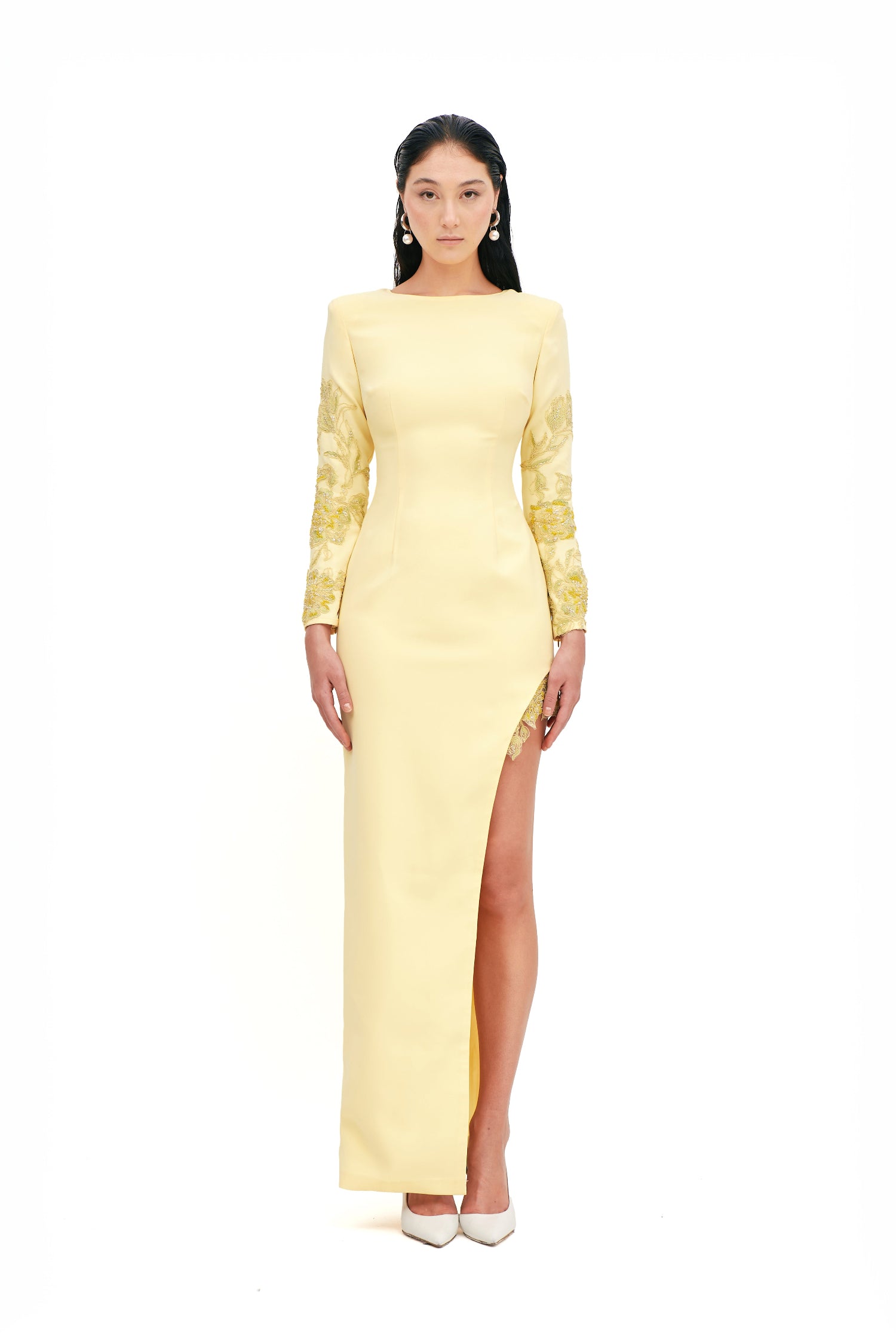 STATEMENT SHOULDER LONG SLEEVE GOWN
