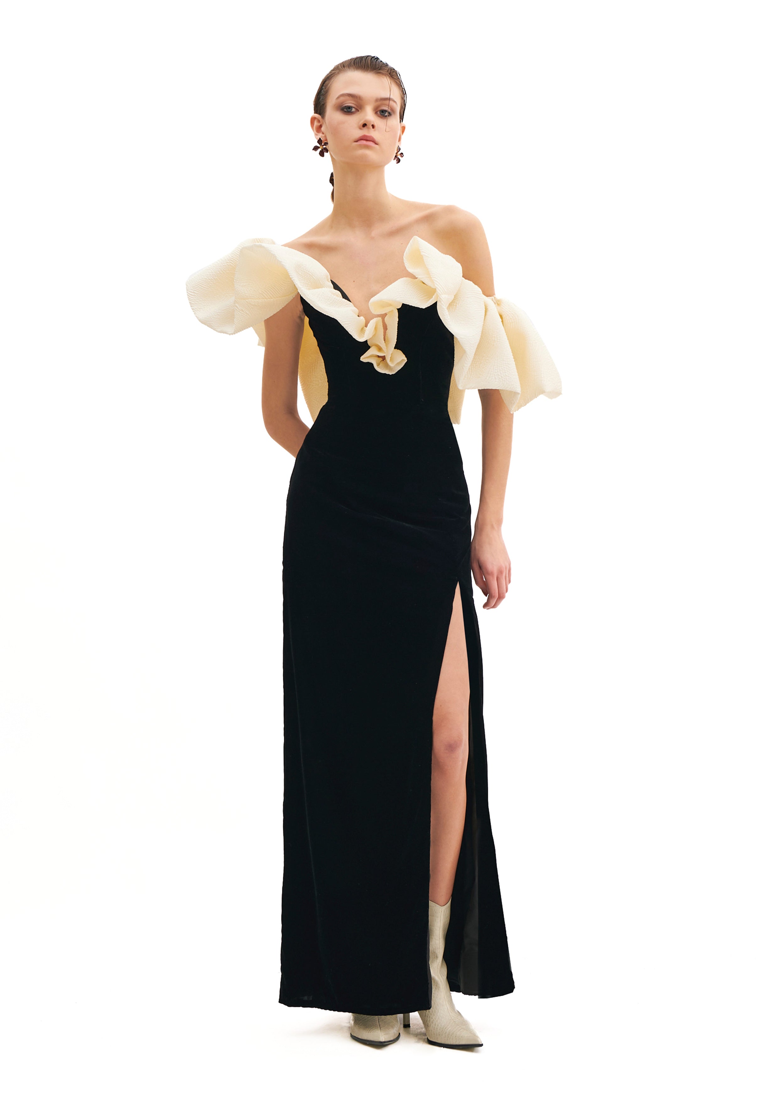 MAXI DRESS WITH RADIANCE JAQUARD PETALS