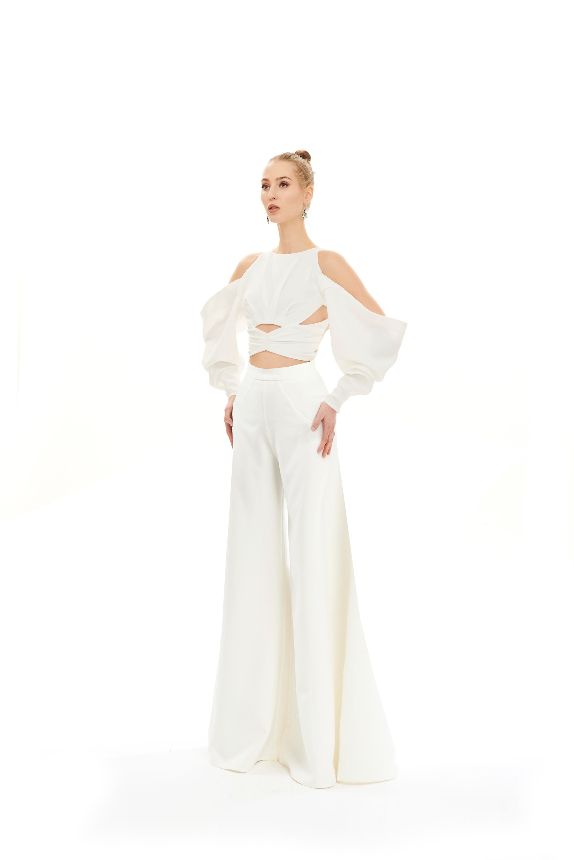 TULIP PLEATED KNOT TOP
