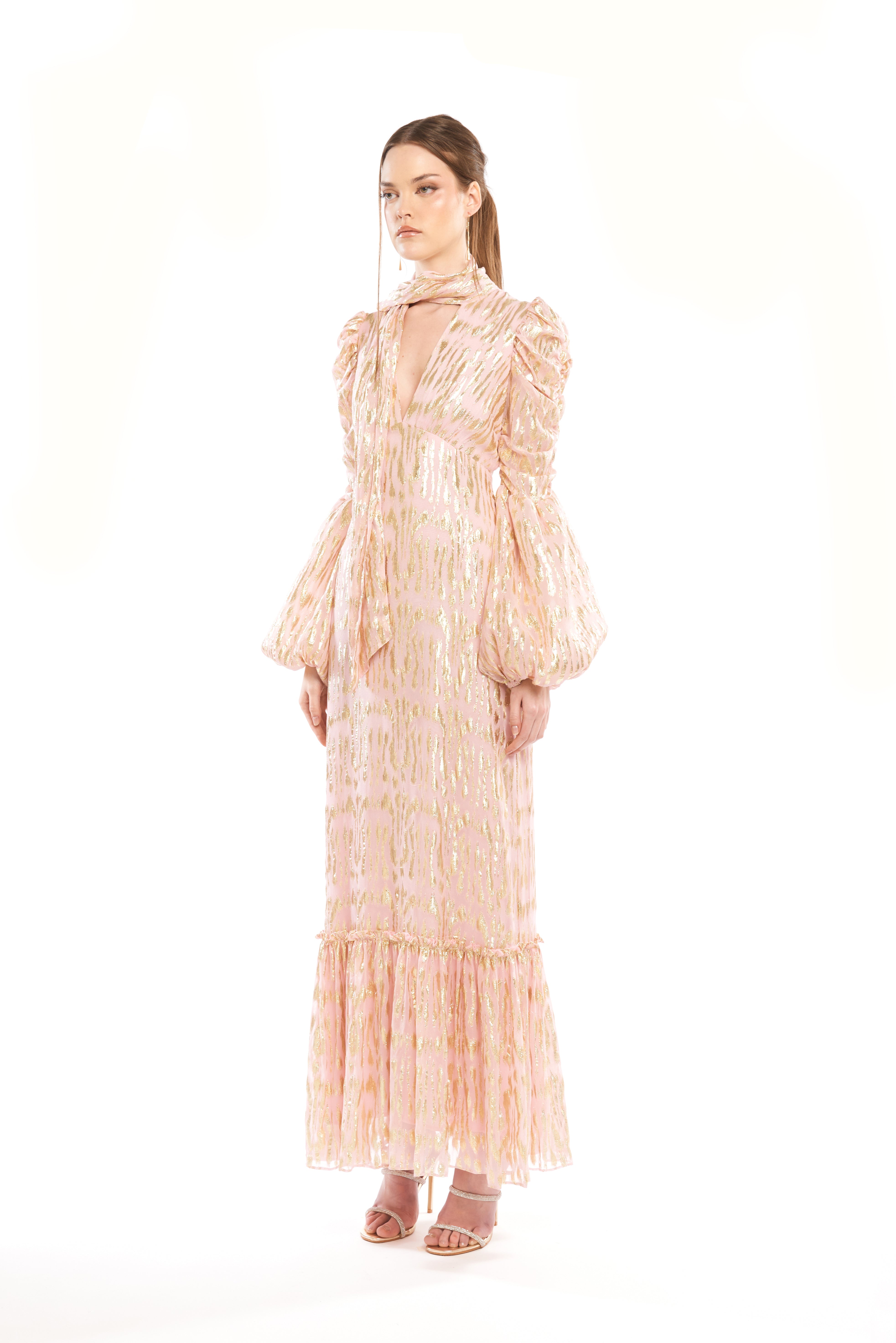 LONG CHEMISIER WITH PLEATED SLEEVES WITH BOW NECK