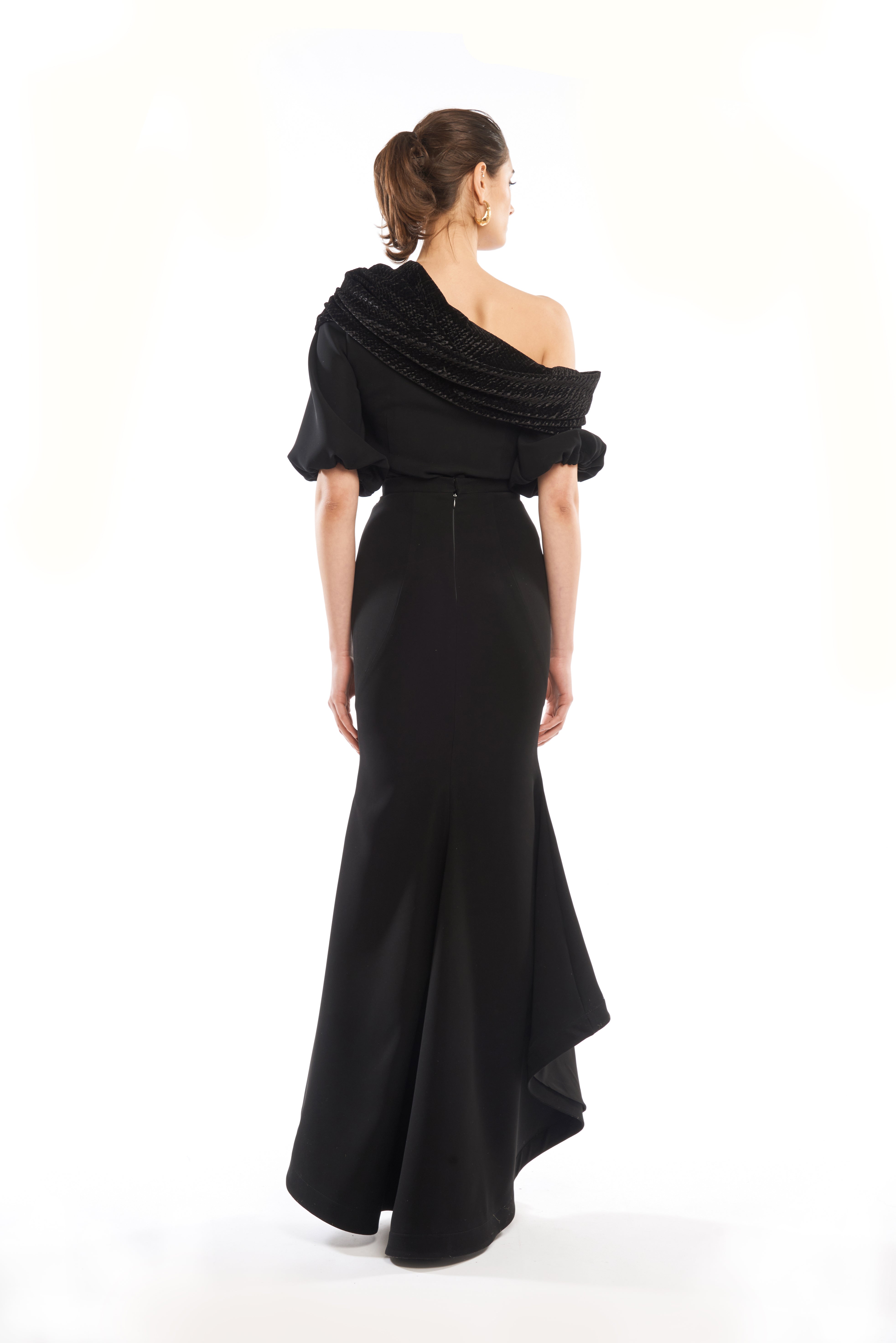 DRAPED VELVETY NECK TOP