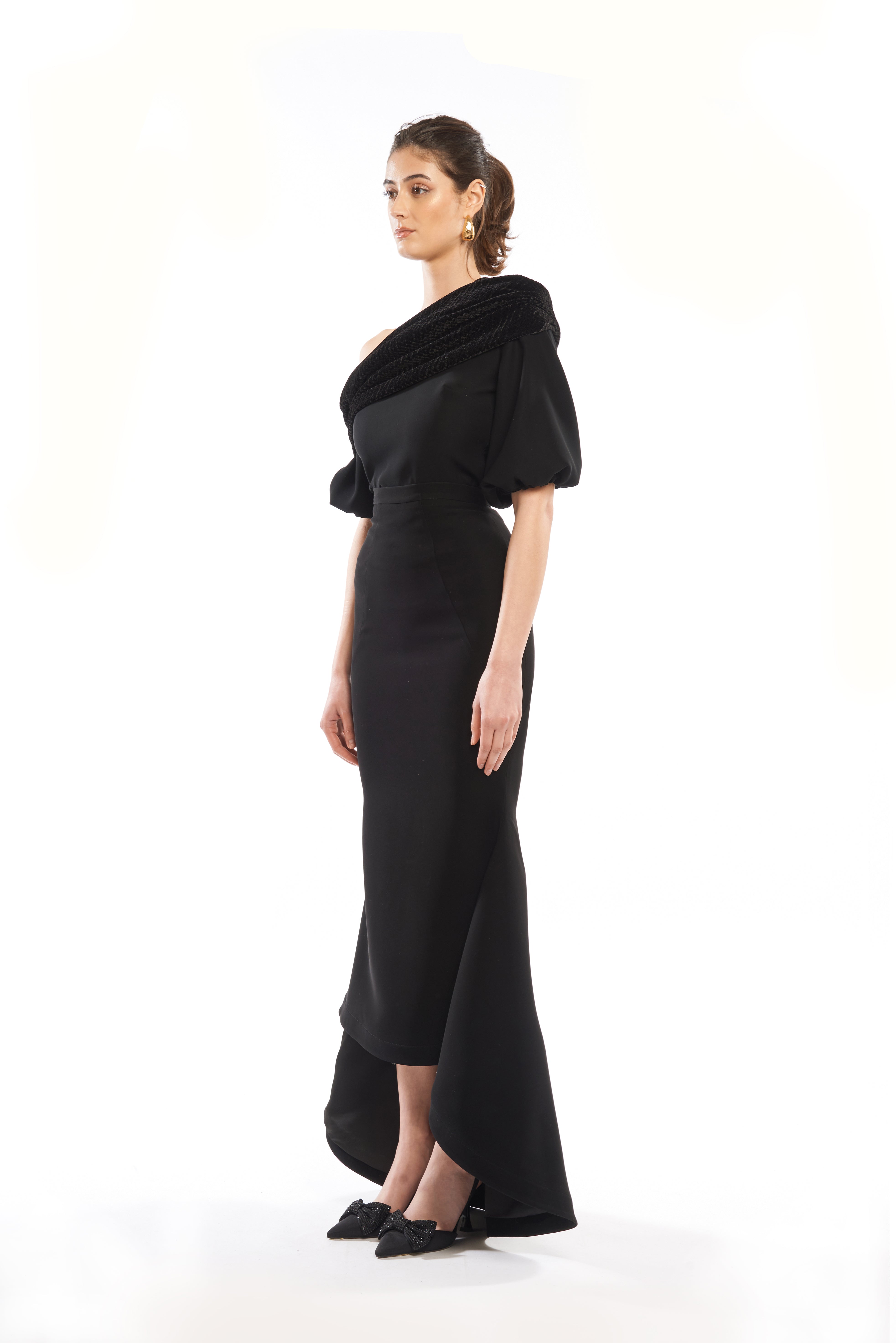 DRAPED VELVETY NECK TOP