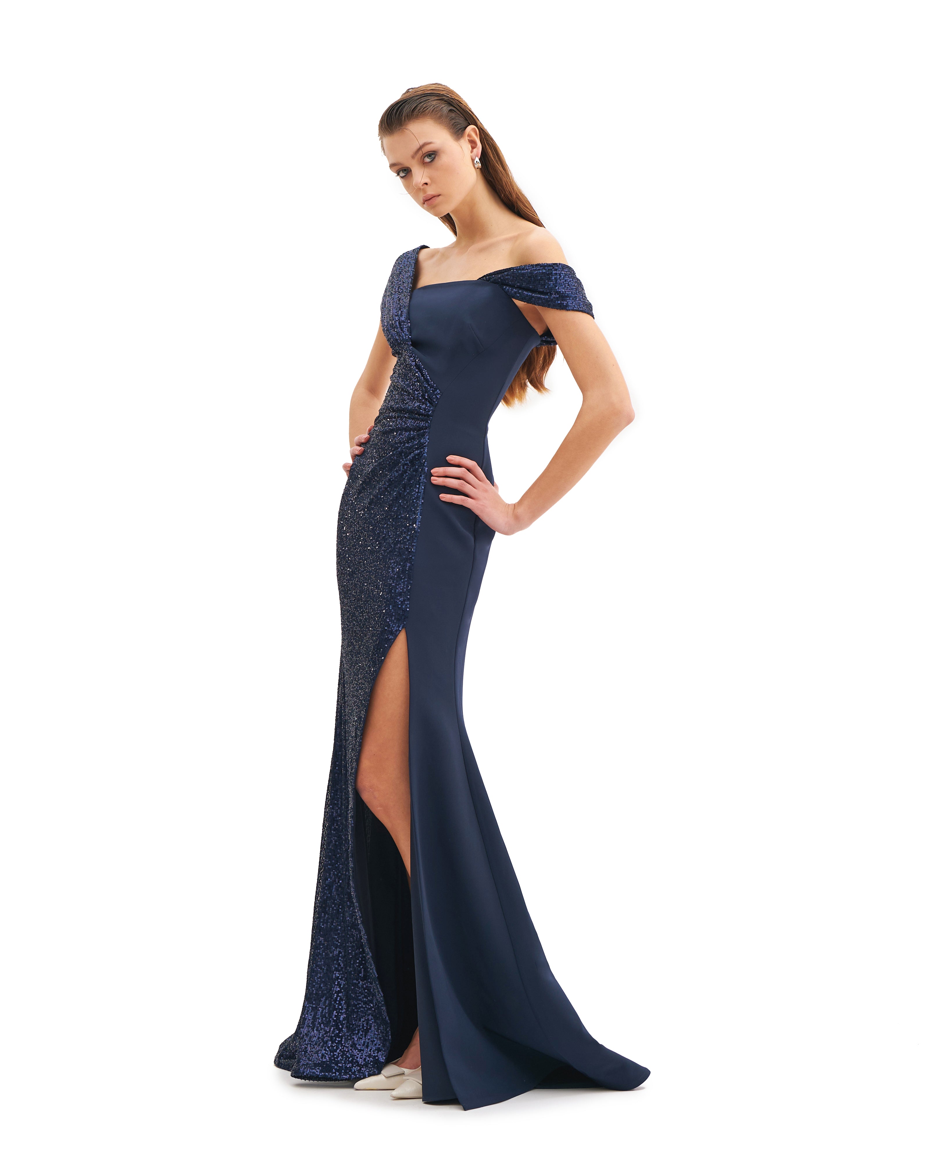 ASYMMETRIC DRAPED MAXI DRESS WITH SLIT