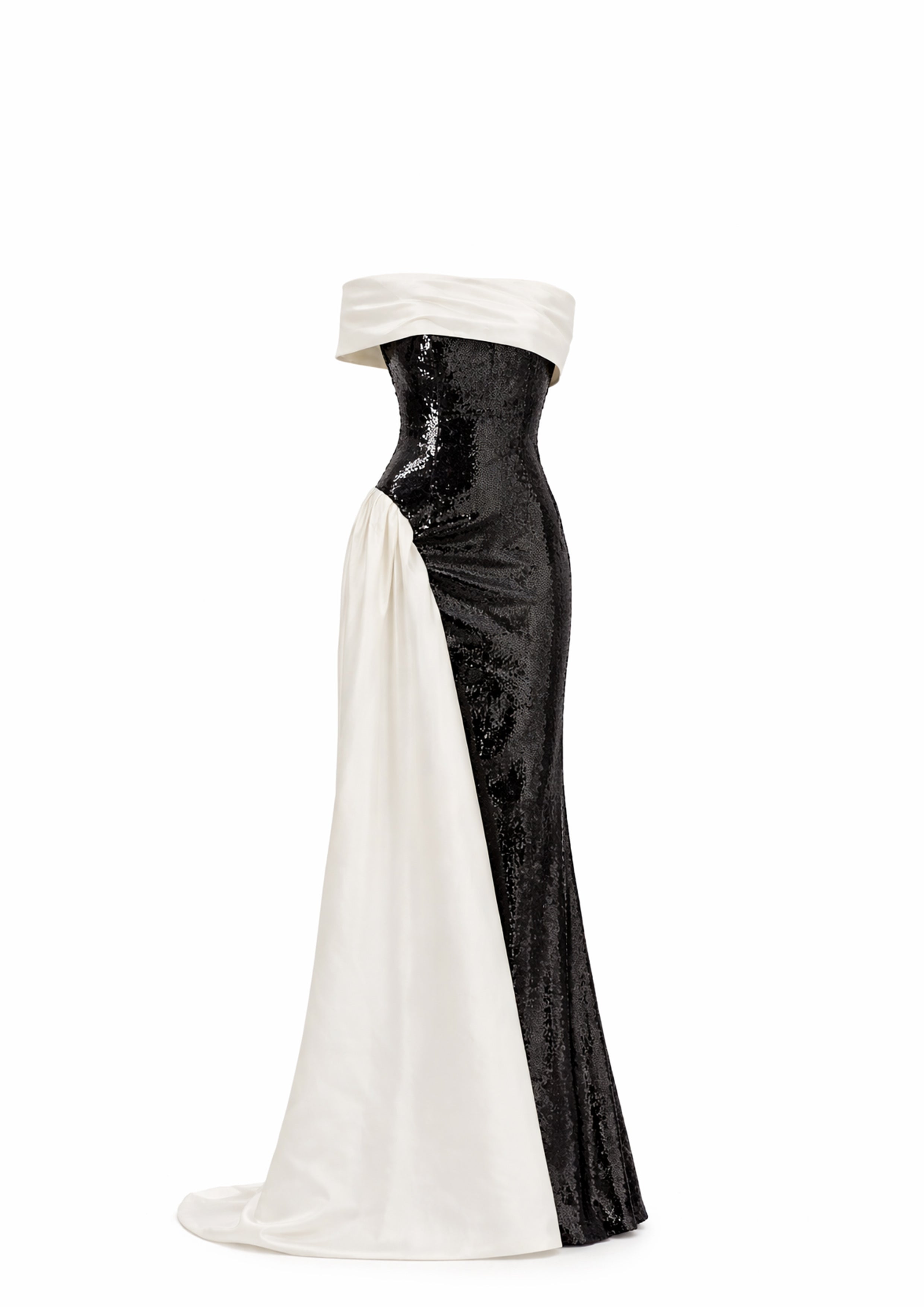 ONE-SHOULDER SEQUIN GOWN