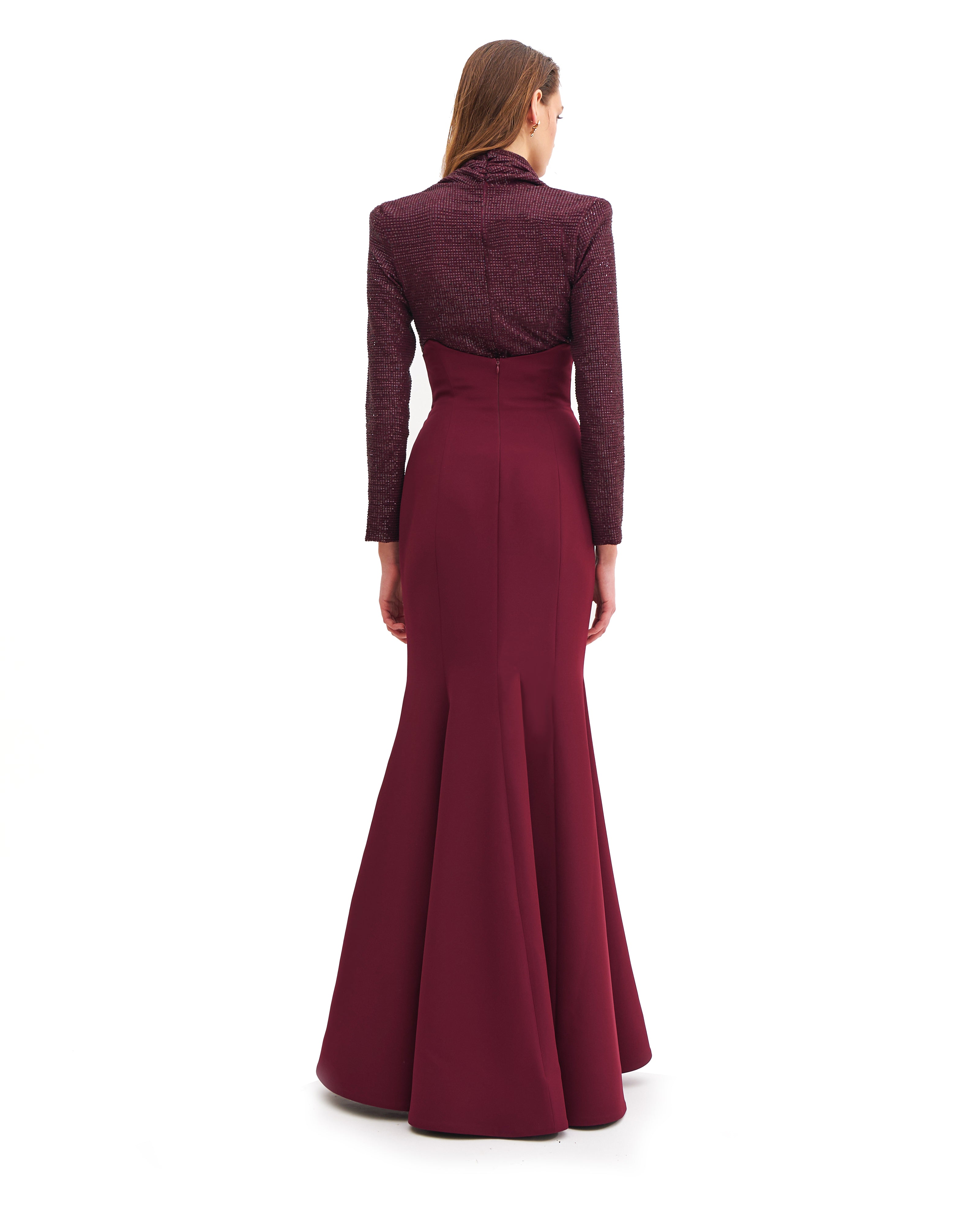 HIGH WAIST SKIRT WITH SLIT