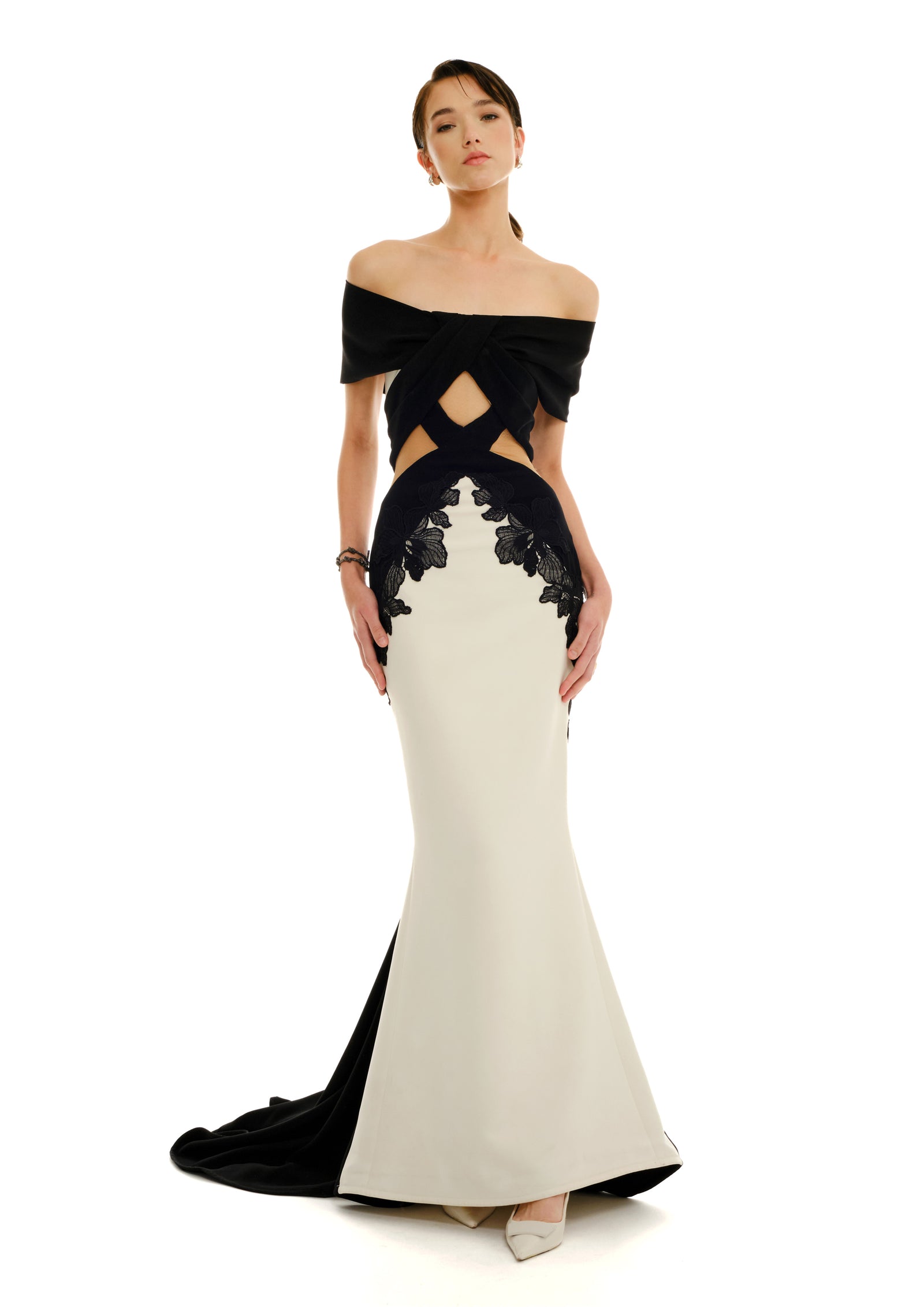 Criss-cross bardot dress with lace detail, Avaro Figlio SS26 front view