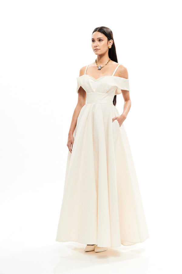 VOLUME PLEATED LONG  JACQUARD GOWN