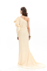 MONOSHOULDER DRAPED PLEATS LONG DRESS WITH SIDE QUEUE