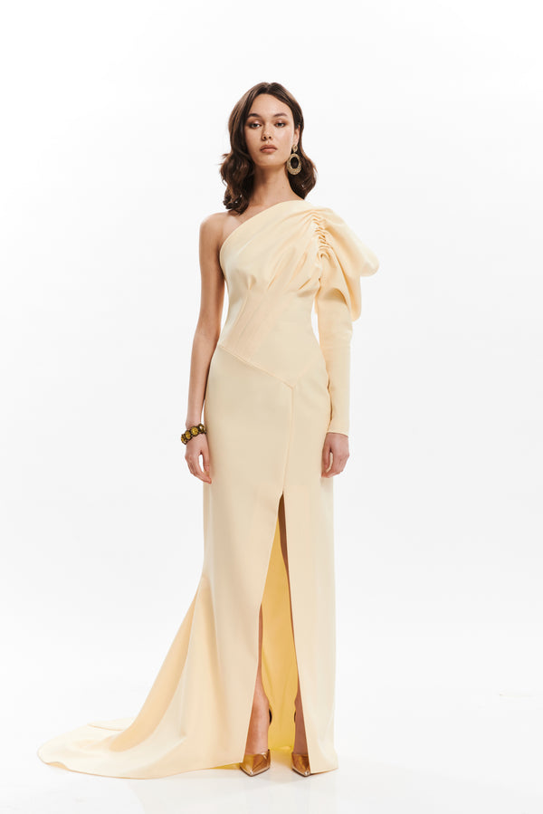 MONOSHOULDER DRAPED PLEATS LONG DRESS WITH SIDE QUEUE