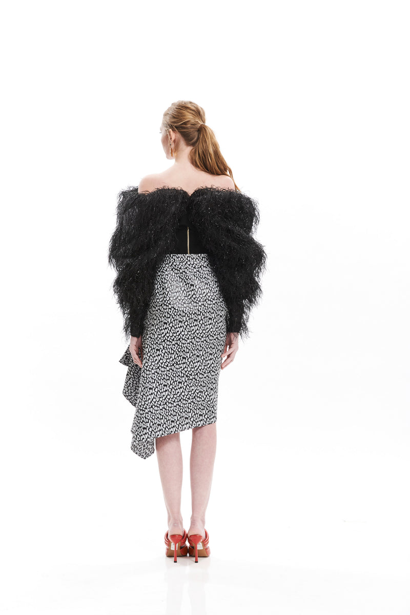 SEE THROUGH  FEATHERS COVER ARMS BELT