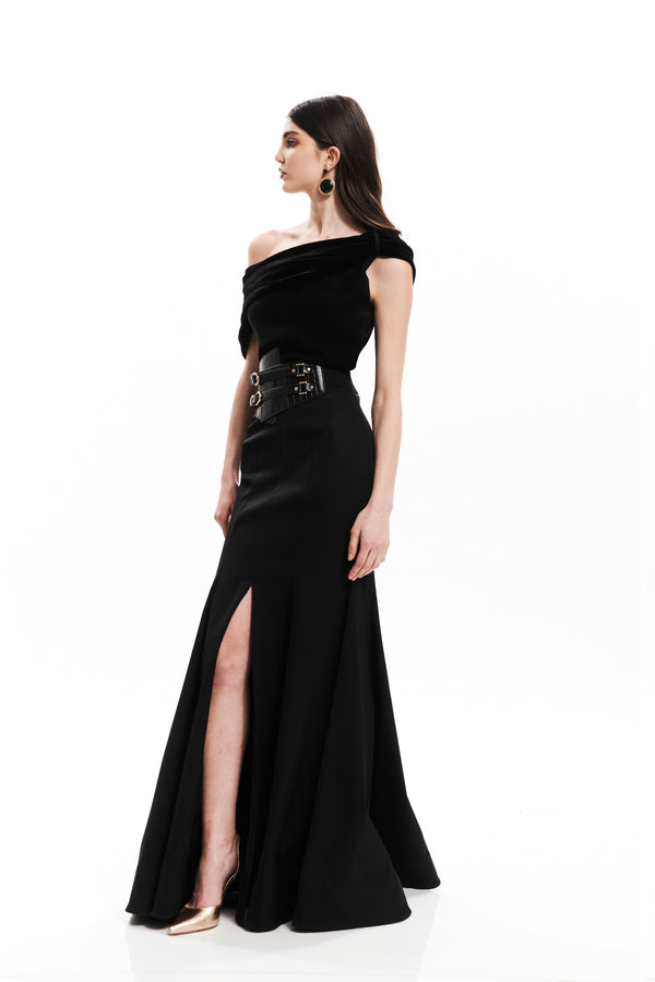 ROUND NECK DRAPED TOP