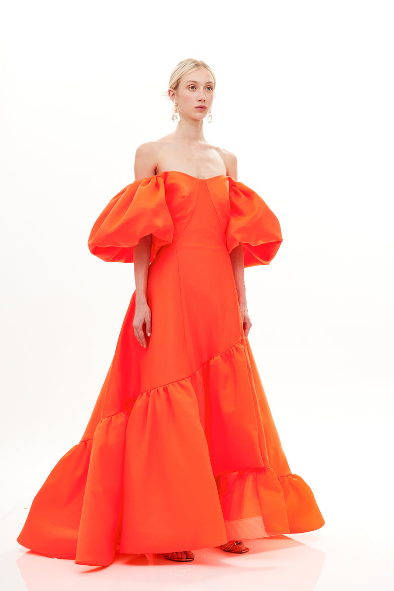 MAXI SELFIE GOWN WITH RUFFLE DRESS